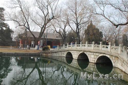 北京大學.jpg